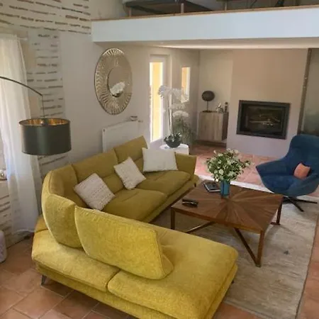 Privee Coquelicots ,dans Maison De Charme Proche De Marmande Bed & Breakfast