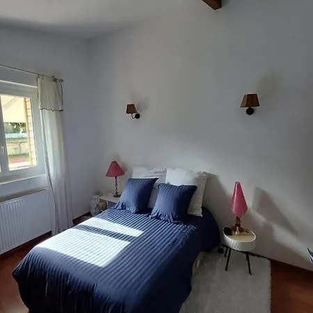 Privee Coquelicots ,dans Maison De Charme Proche De Marmande Bed & Breakfast