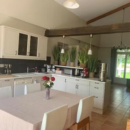 Bed & Breakfast Privee Coquelicots ,dans Maison De Charme Proche De Marmande *